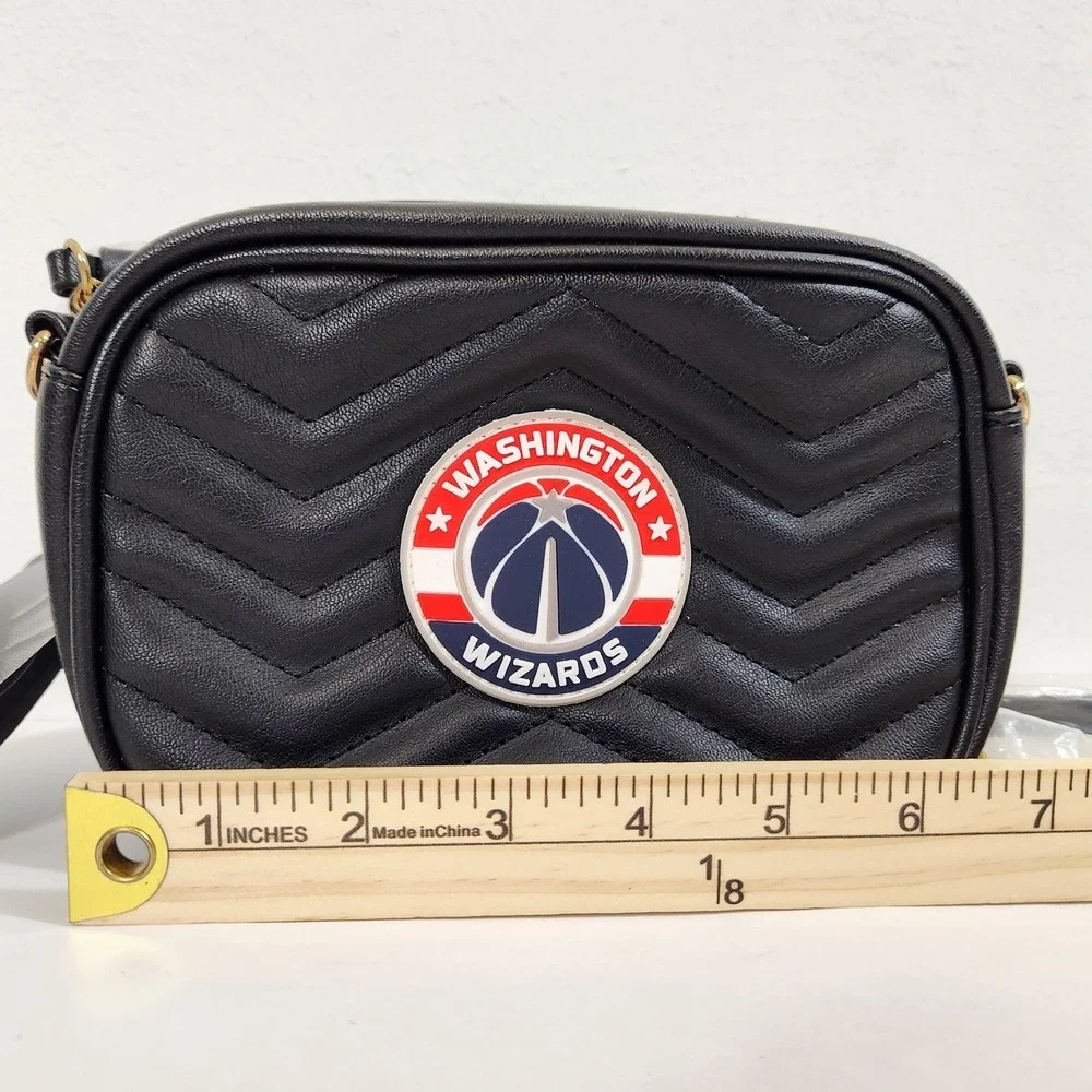 FISLL NBA Washington Wizards Crossbody Bag Black Quilted Gold Chain Purse NWT